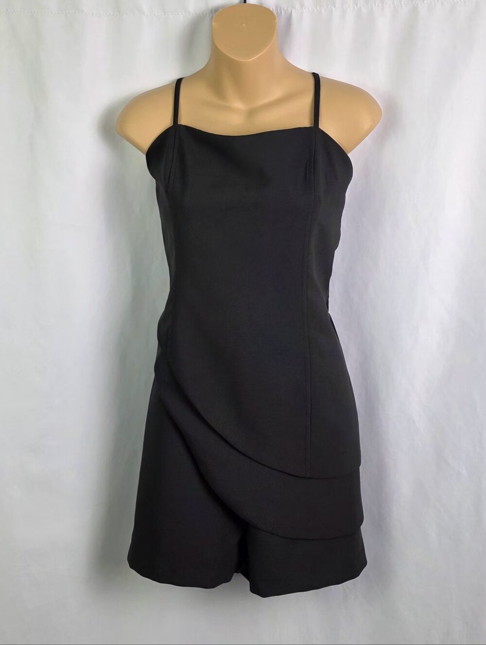 Chicme Black Spaghetti Strap Wrap Front Romper Size L NWOT
